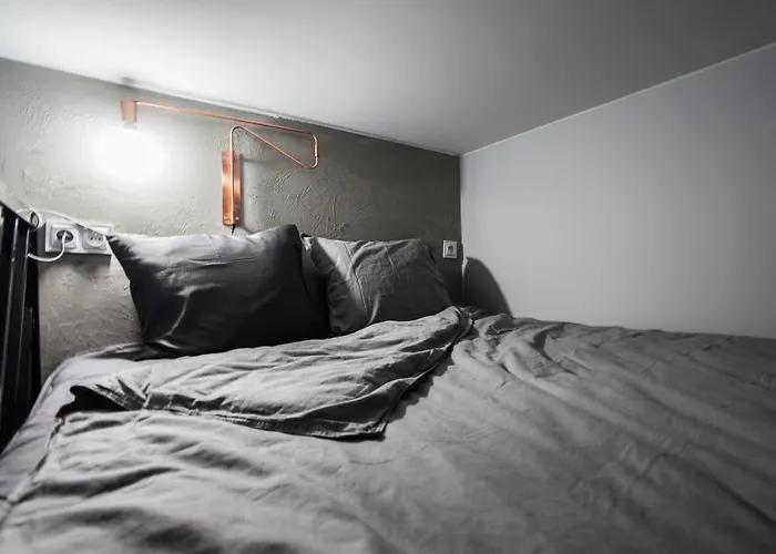 Zamkniete - Golden Apartments- Zabkowska * Warszawa