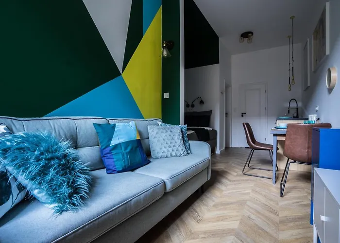 Apartment Zamkniete - Golden Apartments- Zabkowska Warsaw