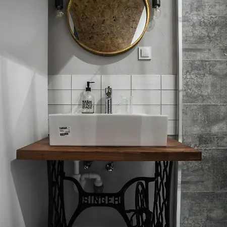 Zamkniete - Golden Apartments- Zabkowska